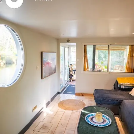 Bateau-hôtel Insolite Péniche Amazonie Canal Du Midi