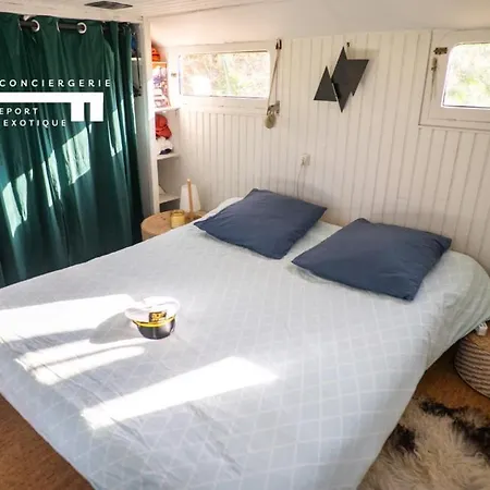 Bateau-hôtel Insolite Péniche Amazonie Canal Du Midi *