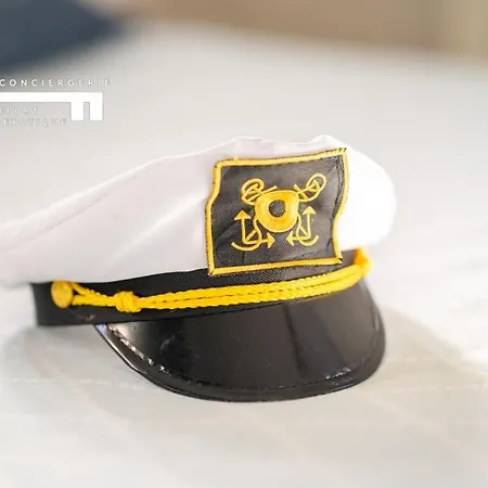 Insolite Péniche Amazonie Canal Du Midi Bateau-hôtel Gardouch