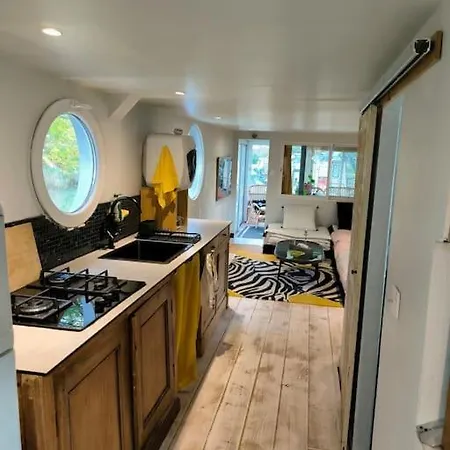 Insolite Peniche Amazonie Canal Du Midi Hotel en barco