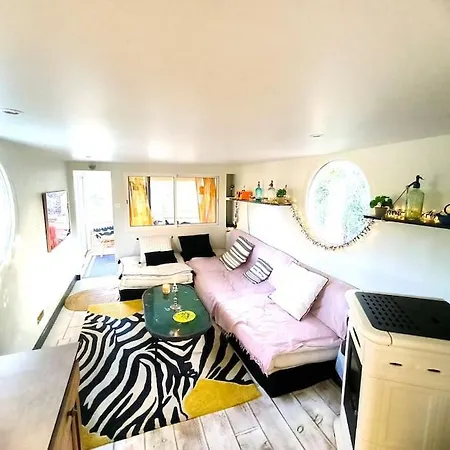 船屋 Insolite Peniche Amazonie Canal Du Midi Gardouch