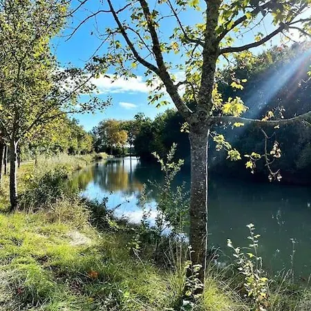 Insolite Peniche Amazonie Canal Du Midi *
